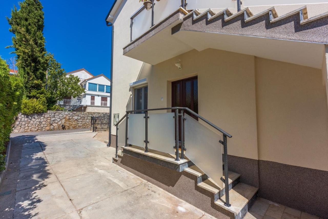 Apartments Star By The Sea Čižići Eksteriør bilde