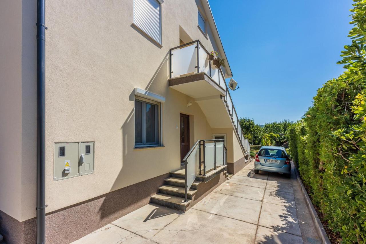 Apartments Star By The Sea Čižići Eksteriør bilde