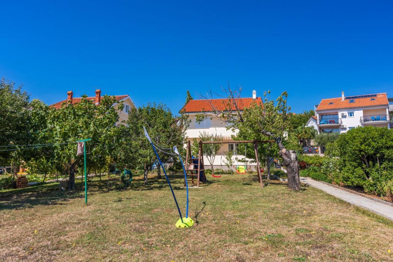 Apartments Star By The Sea Čižići Eksteriør bilde